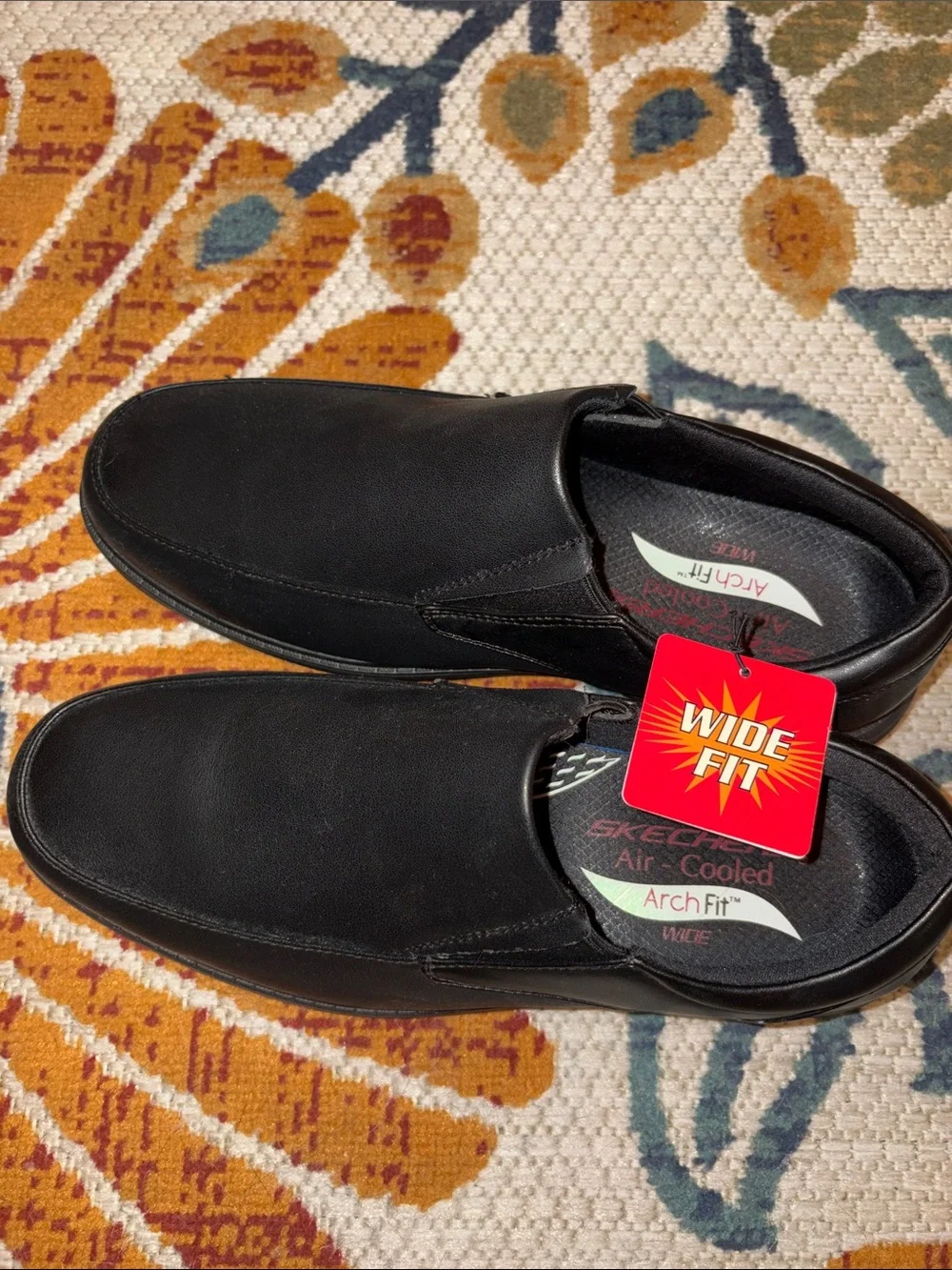 Skechers Men's Black Slip-On Comfort Loafers size 9 - Picture 2 of 6
